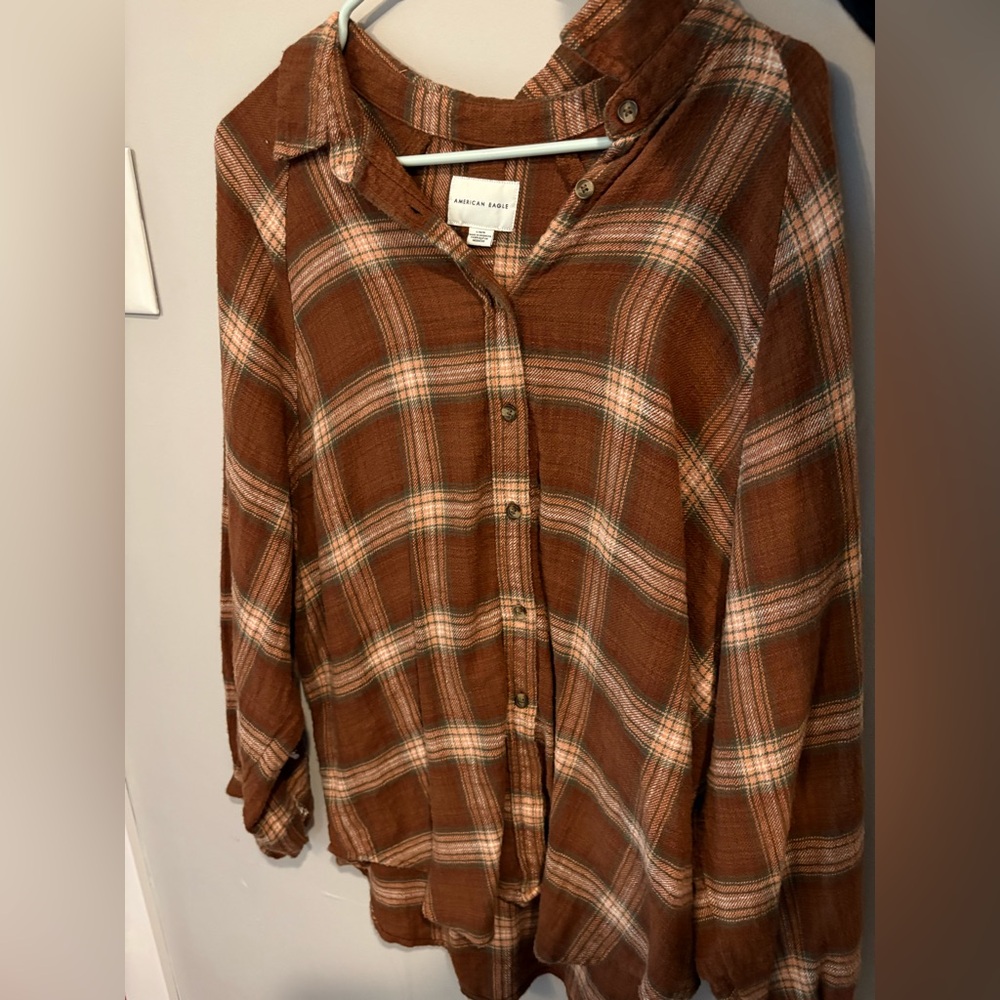 American Eagle Outfitters Brown Plaid Button Down Shirt